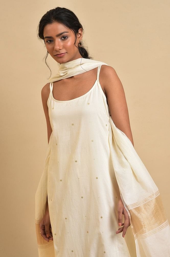Buy White Kurtas for Women by ETHNAVA Online | Ajio.com